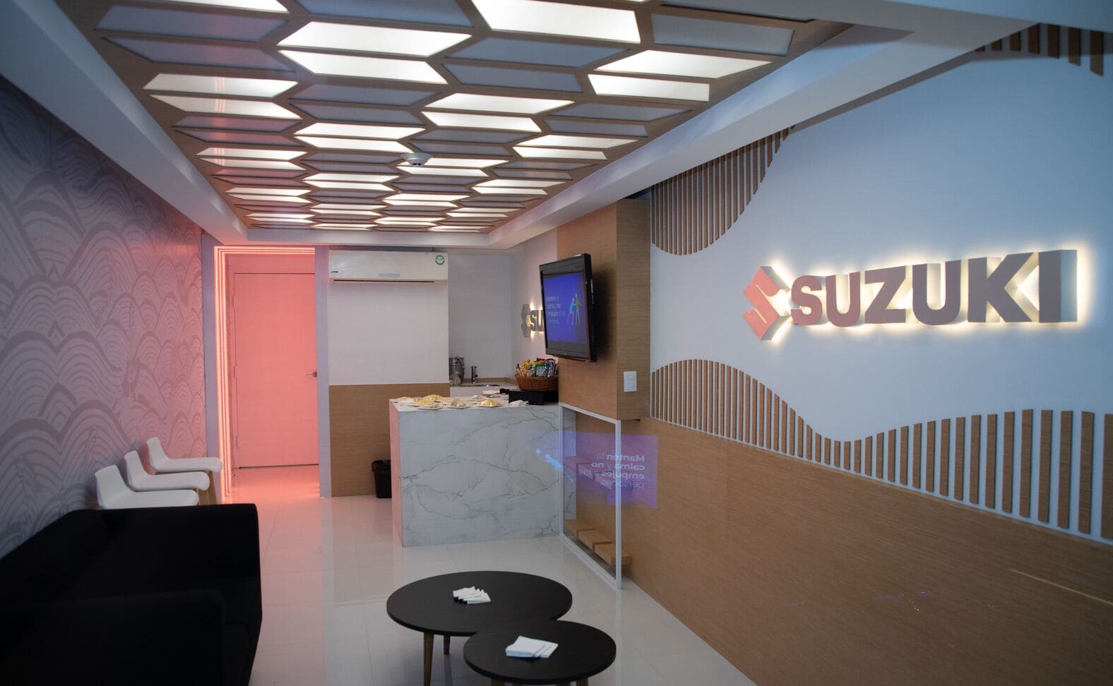 SUZUKI SHOWROOM - 2
